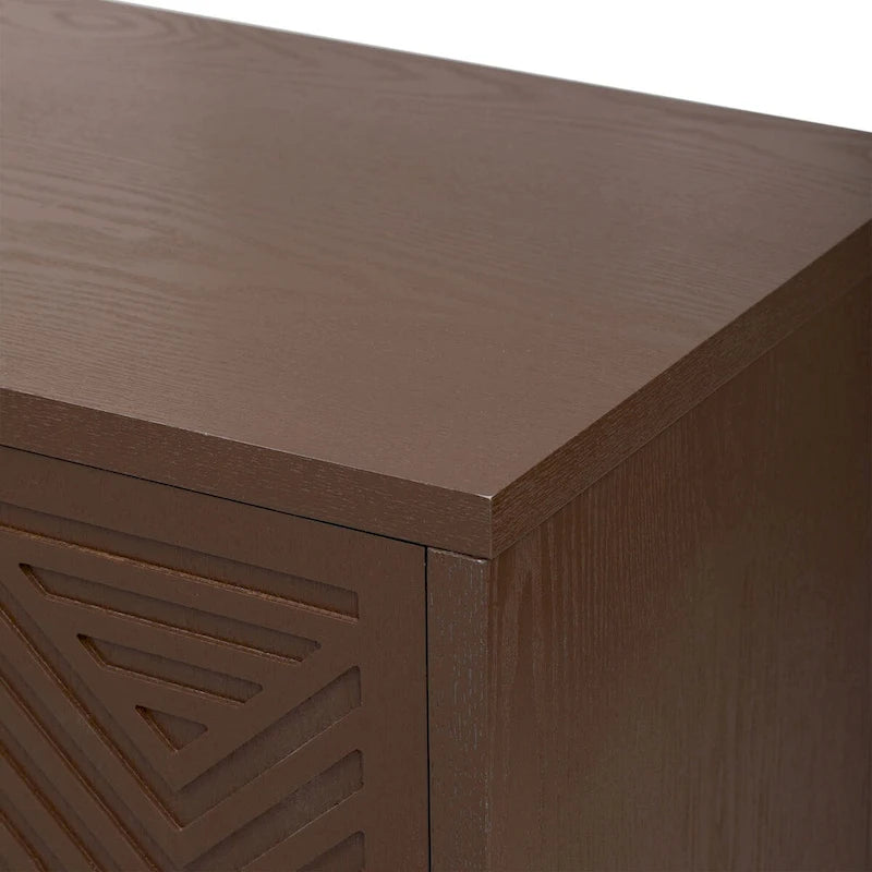 Sideboard im Retro-Stil mit verstellbaren Einlegeböden