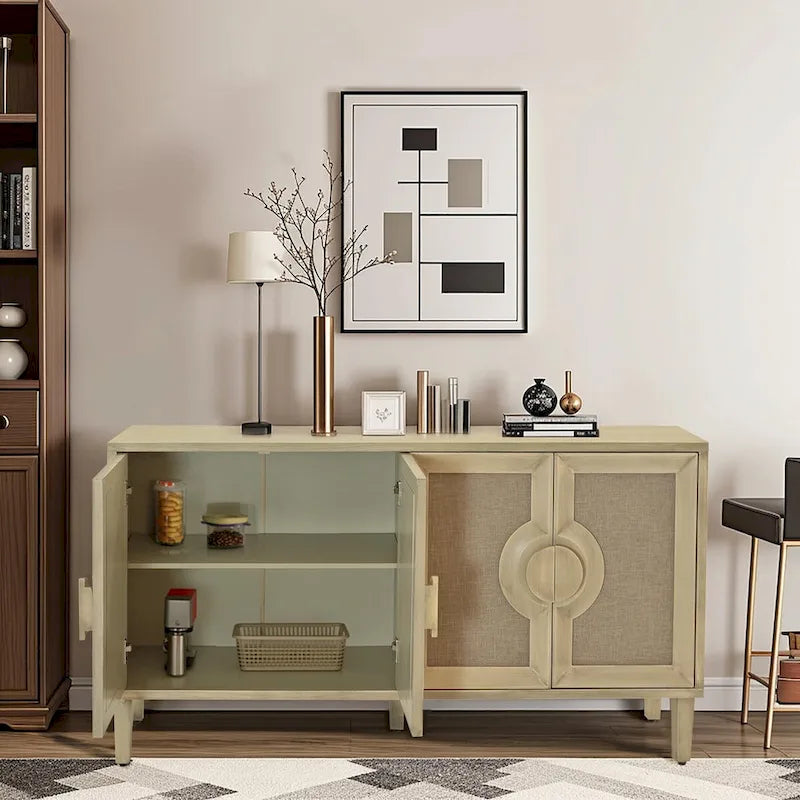 Armario vintage para ropa de cama con cuatro puertas y tiradores de media luna