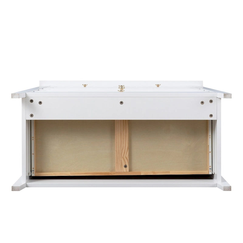 Cómoda de cajones de madera pintada con aerosol